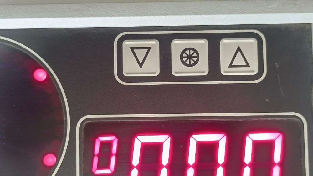 SCANDINAVIAN MICRO SYSTEMS LR-40 DIGITAL GYRO REPEATER