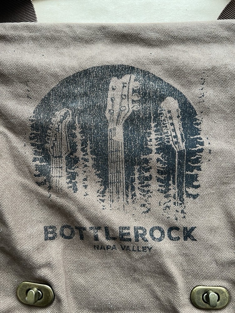 Bottlerock Brown 16" Canvas Backpack