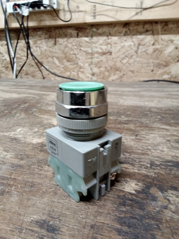 Idec ABW Momentary Series Pushbutton