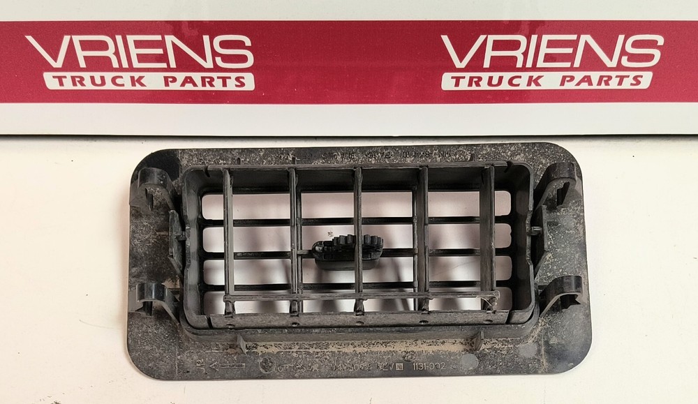 KENWORTH U45-1002 LOUVER-HVAC ASSEMBLY