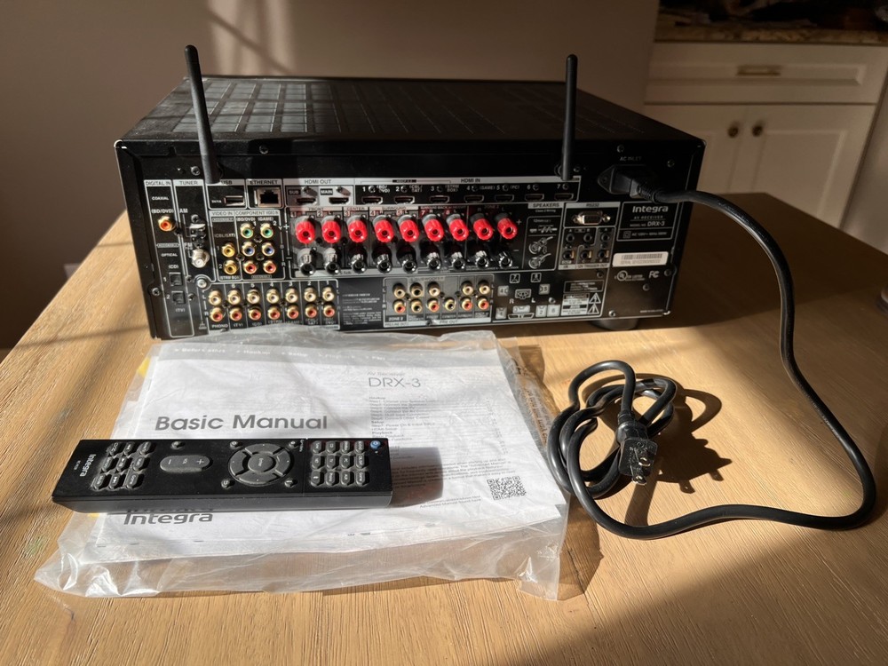 Integra DRX-3 AV Receiver-Excellent condition-Works great