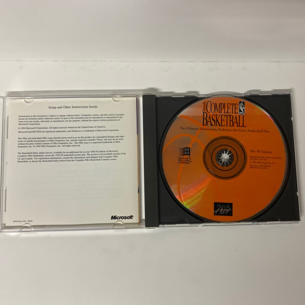 Microsoft Complete Basketball Guide 95-96 Edition PC CD ROM Windows 95