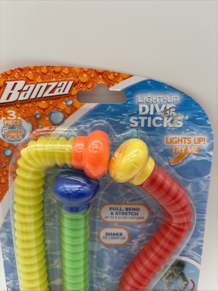 Banzai Light-Up Dive Sticks Pool Dive Toys, NEW