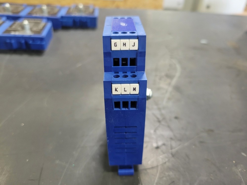 B&B Electronics HESP4DR Data Line Surge Suppressor DIN Rail Mounted – Safety