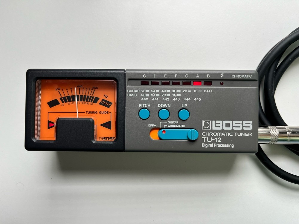 Boss Chromatic Tuner TU-12 With Case