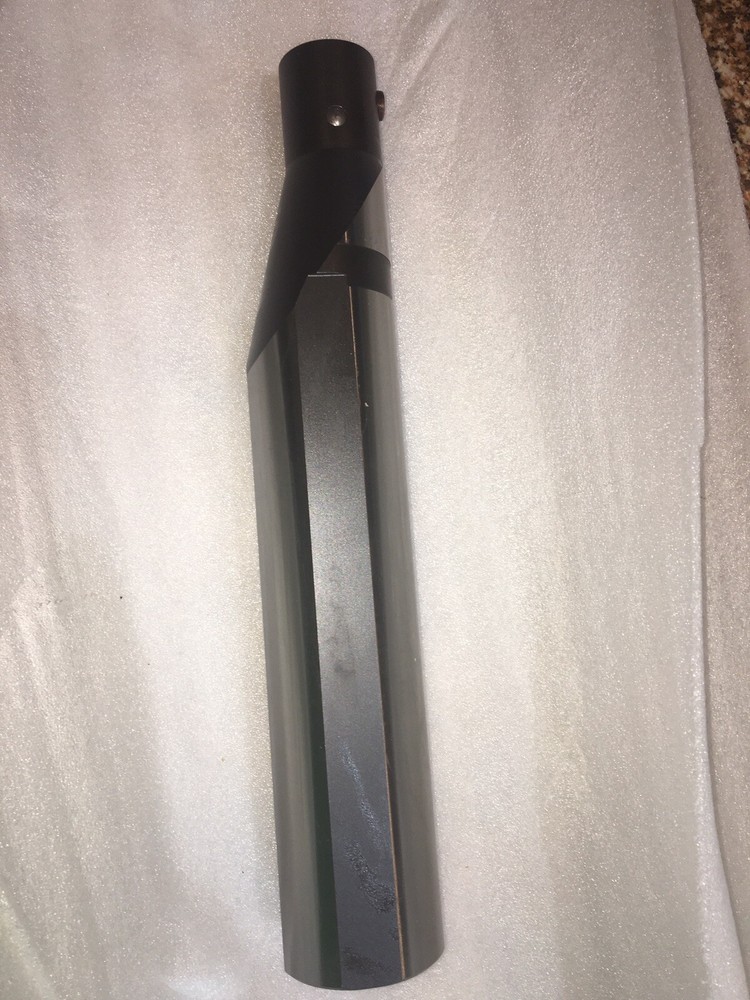 KENNAMETAL 2 1/2 DIAMETER CUSTOM BORING BAR