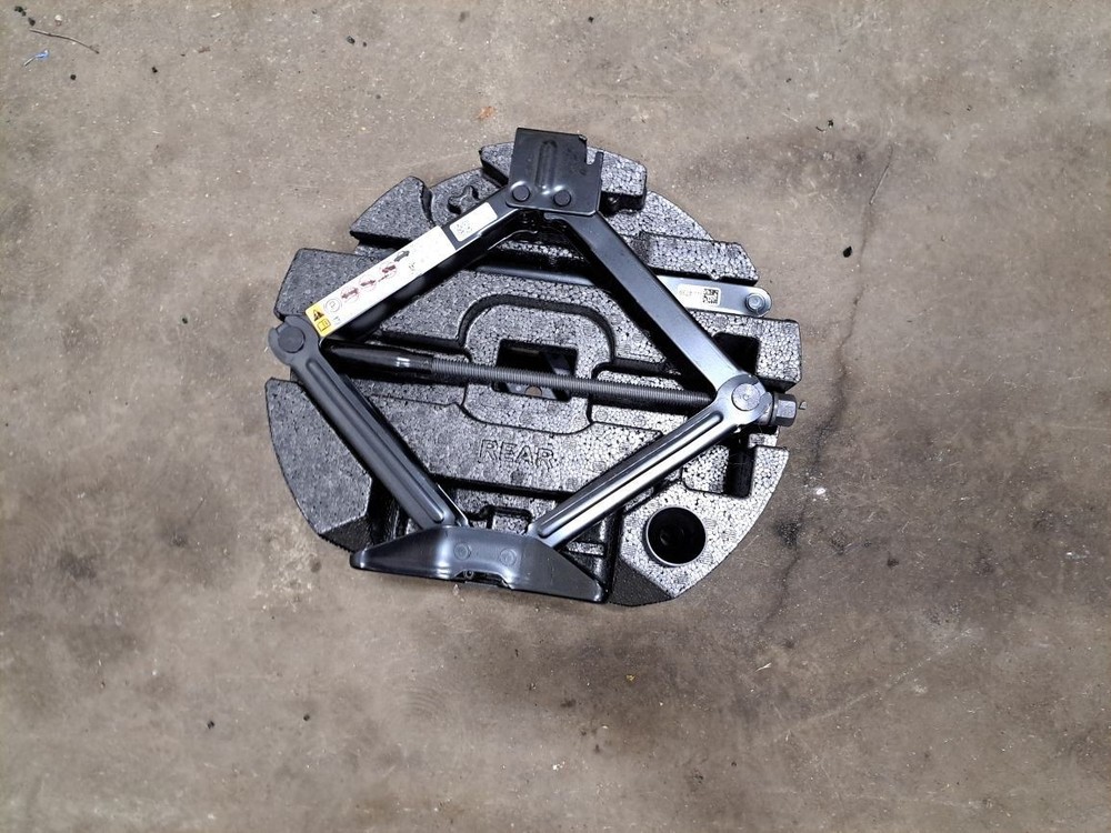 2023 Traverse Jack Sku#4410109