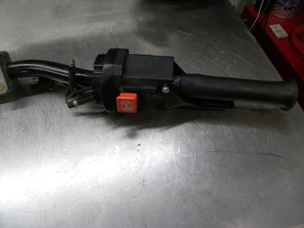 Polaris Indy XC 500 GEN 2 1999 handlebar