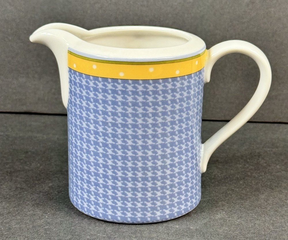 ROYAL DOULTON Capri Pattern Creamer