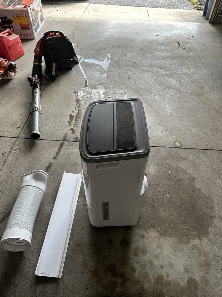 Portable air conditioner