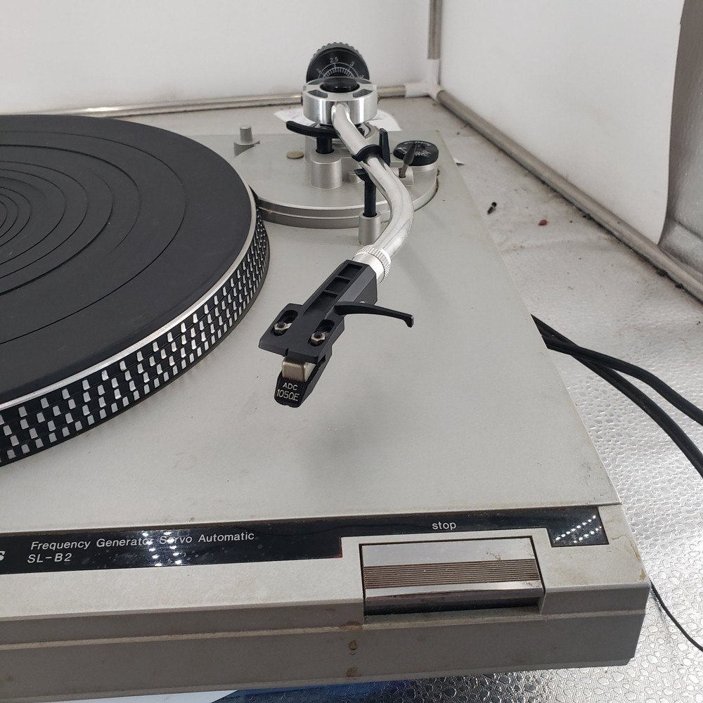 Technics SL-B2 Automatic Belt Drive Turntable System - Needs Cartridge/ Needle