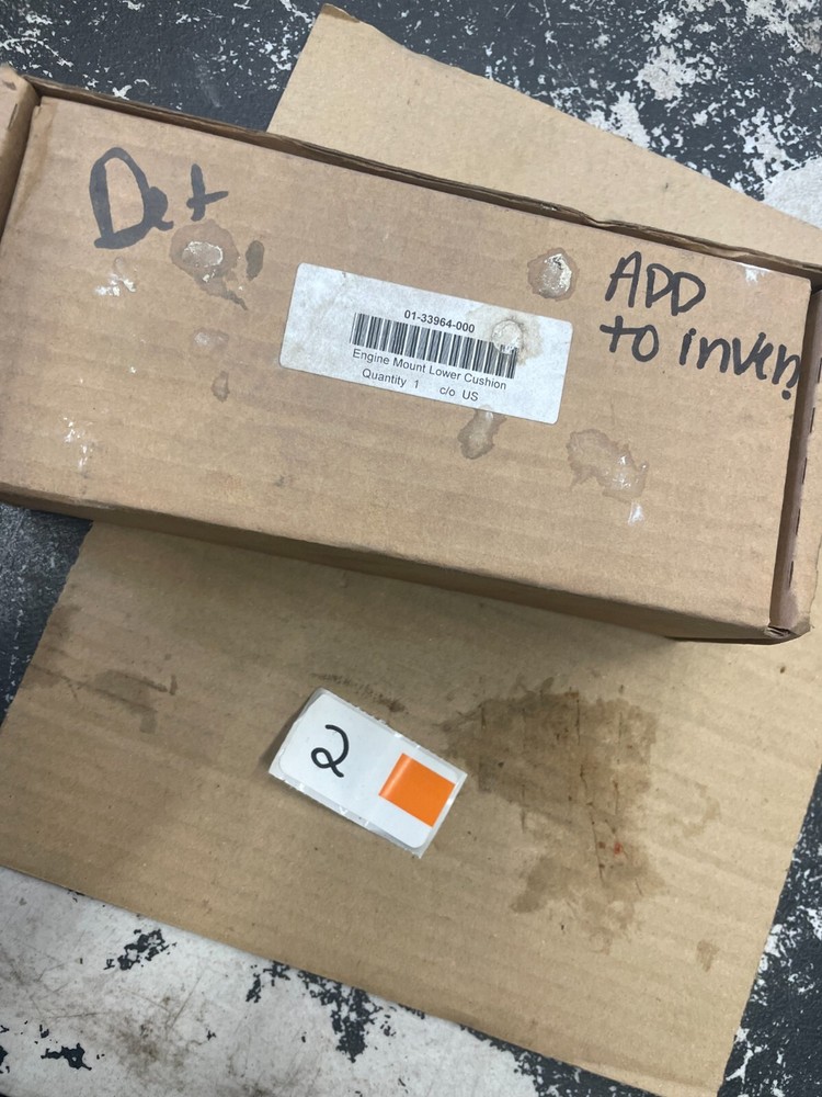 FREIGHTLINER ENGINE ISOLATOR 01-33964-000