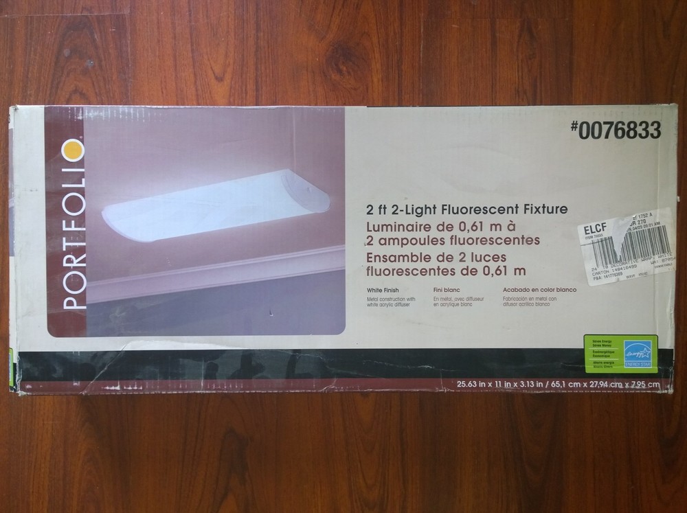 NIB Nice 26" White-Finish 2-Bulbs Fluorescent CEILING LIGHT