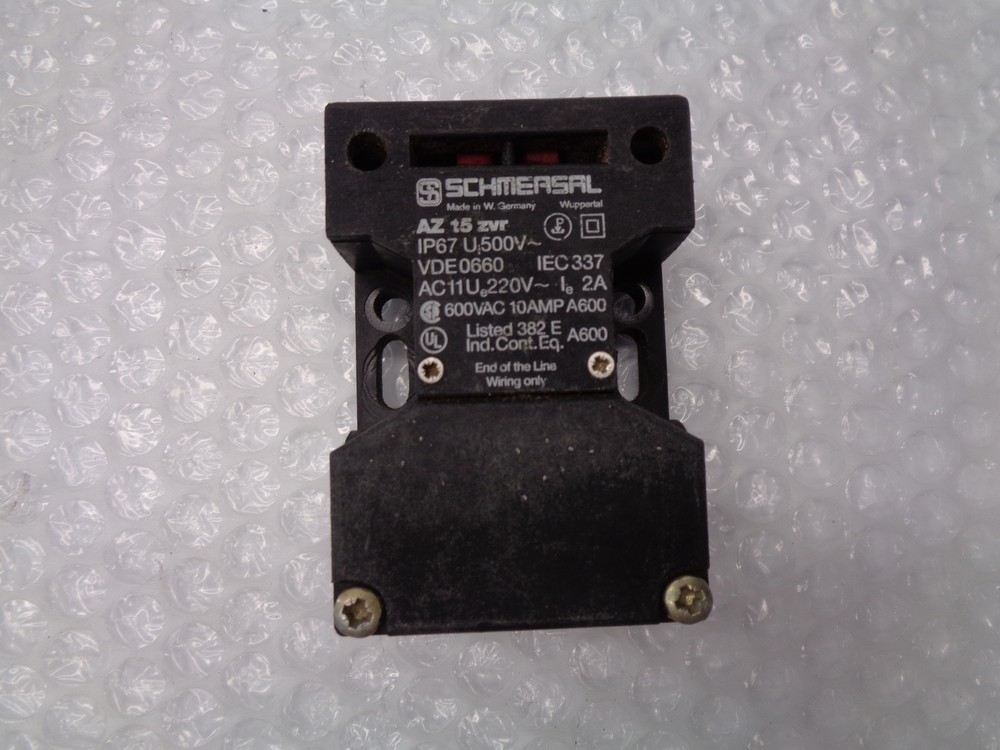 SCHMERSAL AZ15ZVR SWITCH UNMP
