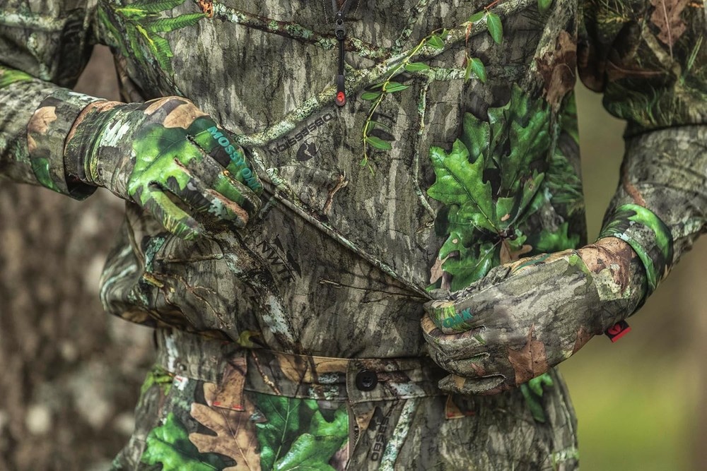 Lightweight Camo Hunting Gloves