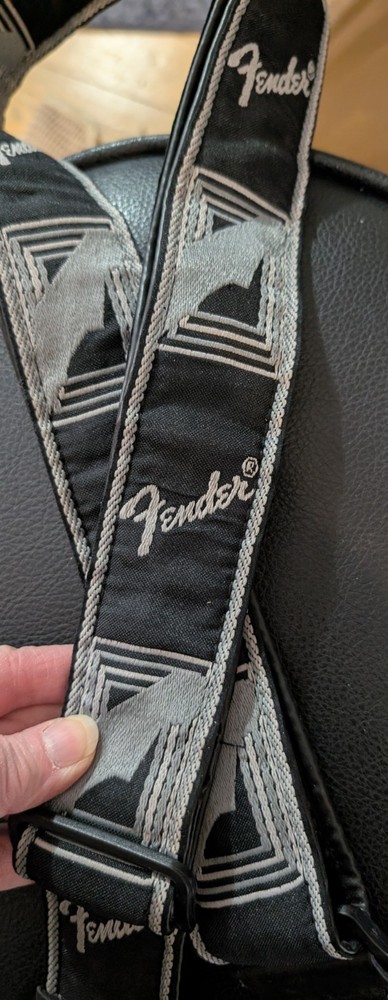 Fender Adjustable Fabric Embroidery Printed Leather Guitar Strap