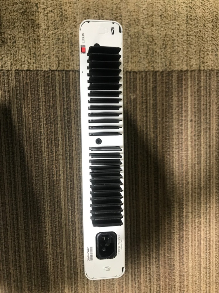 Cisco Catalyst 3560 Compact Network Switch (WS-C3560CG-8PC-S)