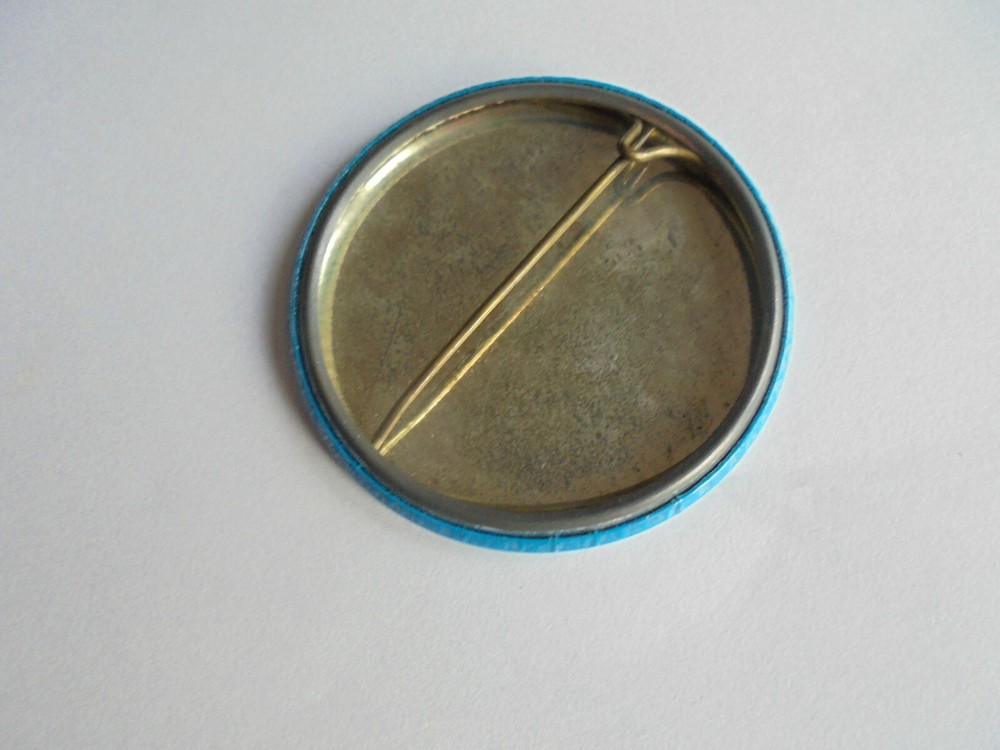 Vintage On-Line Software You've Got Some Data Set Computer Advertising Pinback