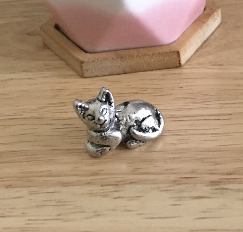 Kitten Incense Holder