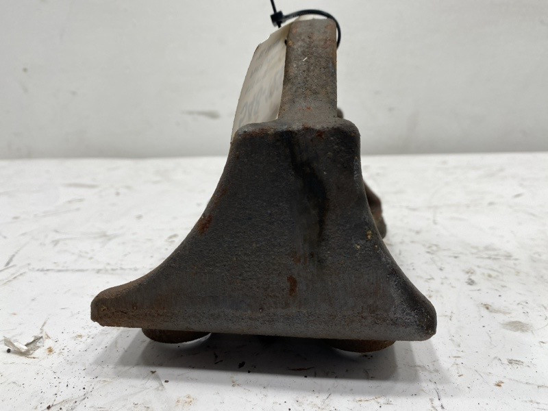 Freightliner MT55 Engine Mount 0130509001 (548-12970)