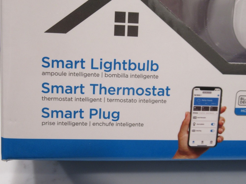 Black + Decker Smart Home Kit Lightbulb Thermostat Plug