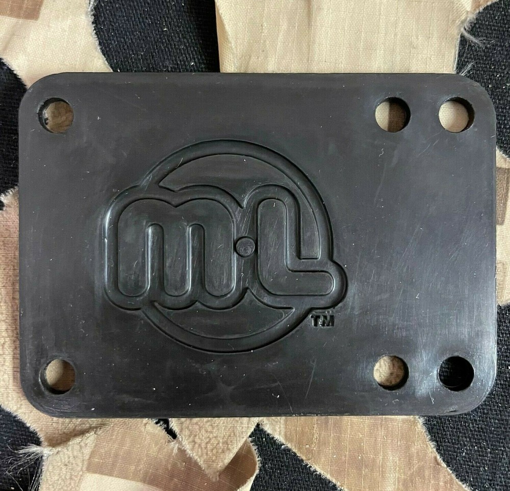 New Mini Logo Rubber Black Skateboard Riser - 0.1 - (2 PC)