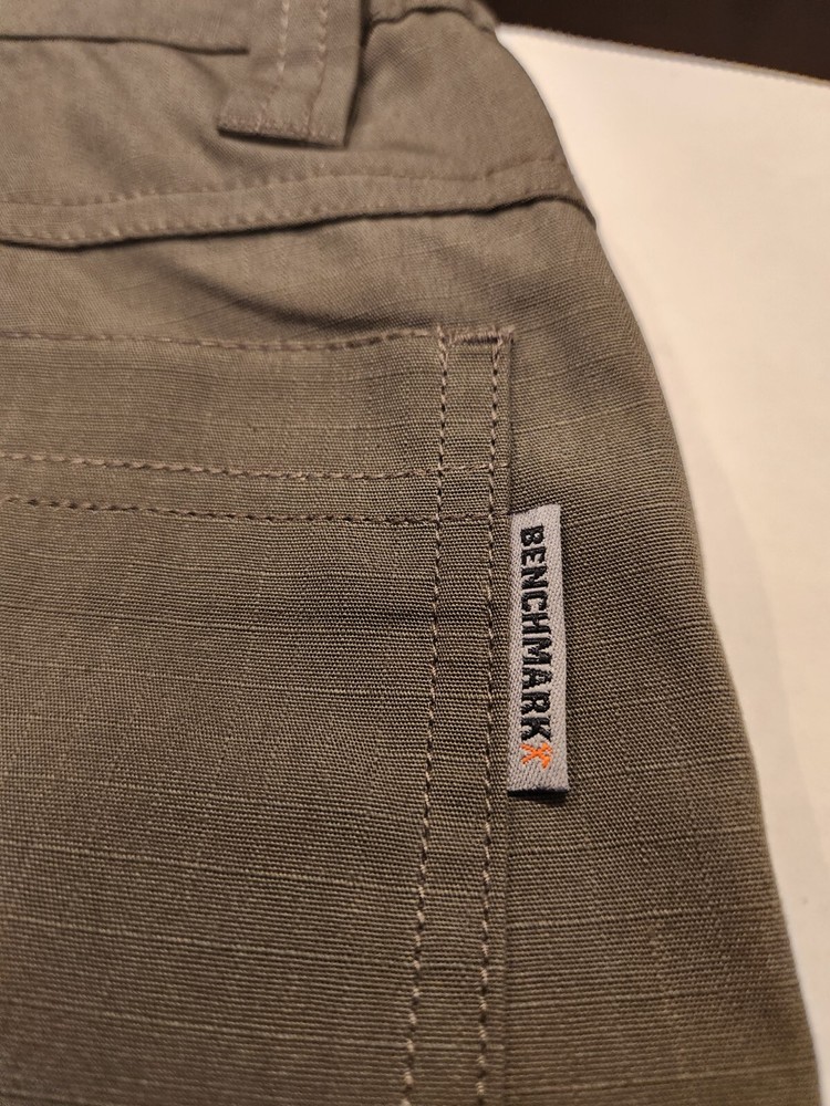 Benchmark Apprentice Cargo Work Pants by LAPG Sierra 28W x 30L