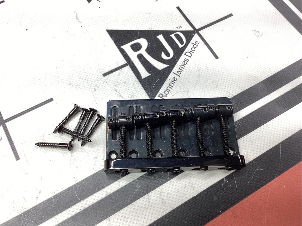 Squier Contemporary 5 String Electric Bass Guitar Bridge Black