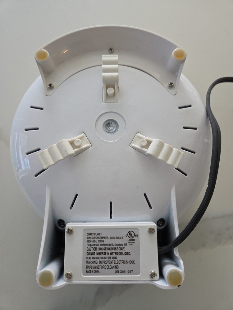 Smart Planet The Original Cupcake Baker ~ Mini Cupcake Maker MCM-1