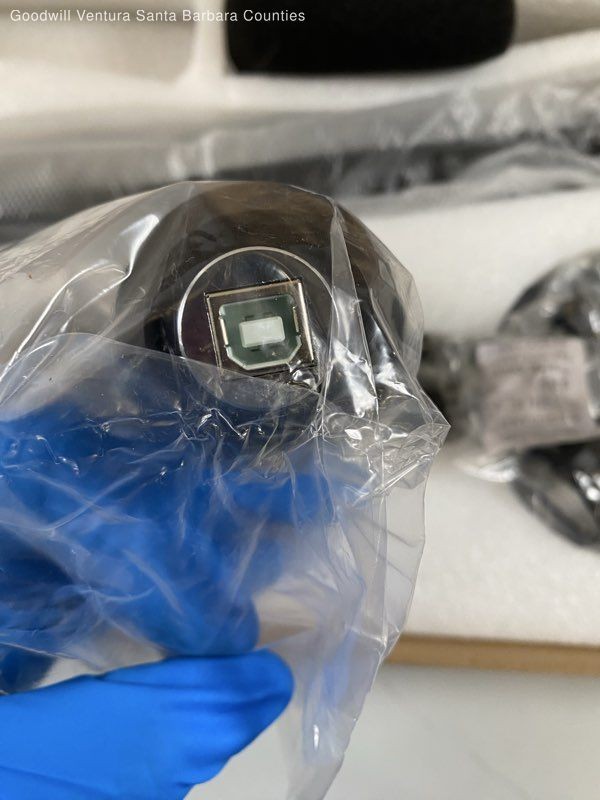 Travor USB Microphone w/ Accessories