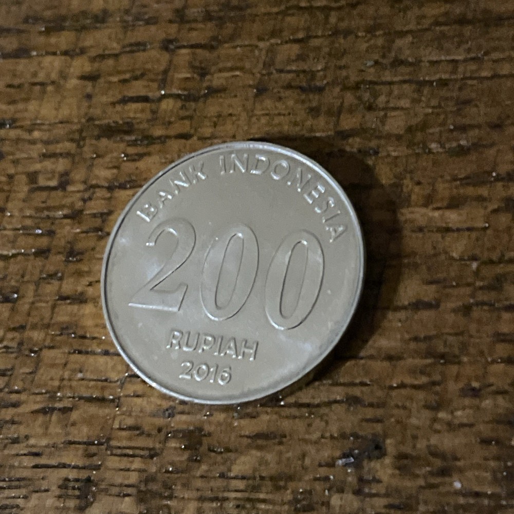 200 Indonesian Rupiah coin,