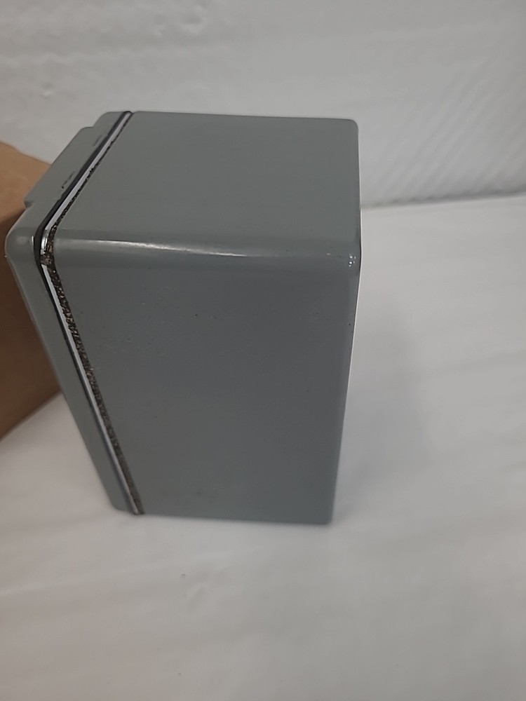 Square D 9001BW243 Push Button Control Station