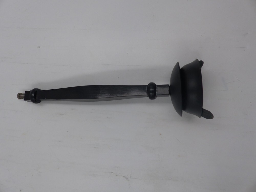 BRASS ART WARE 6927-7351 BLACK CANDLESTICK HOLDER WITH ONE BASE PIECE