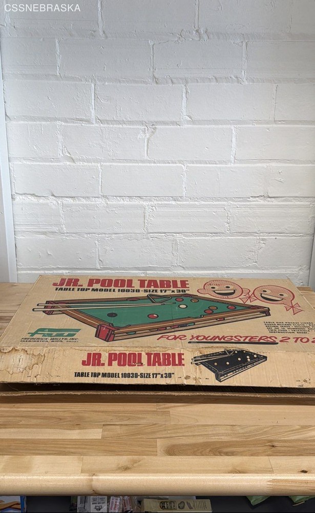 Vintage FW Jr. Pool Table tabletop game.