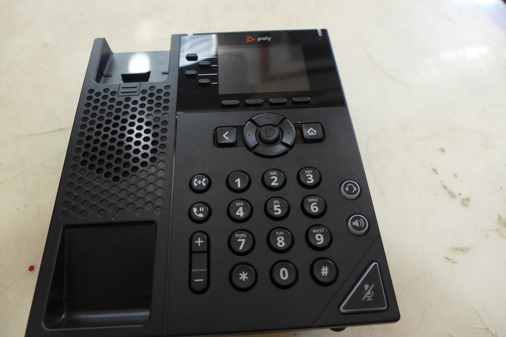 A5 POLYCOM POLY VVX-250 IP PHONE NEW. FREE SHIPPING