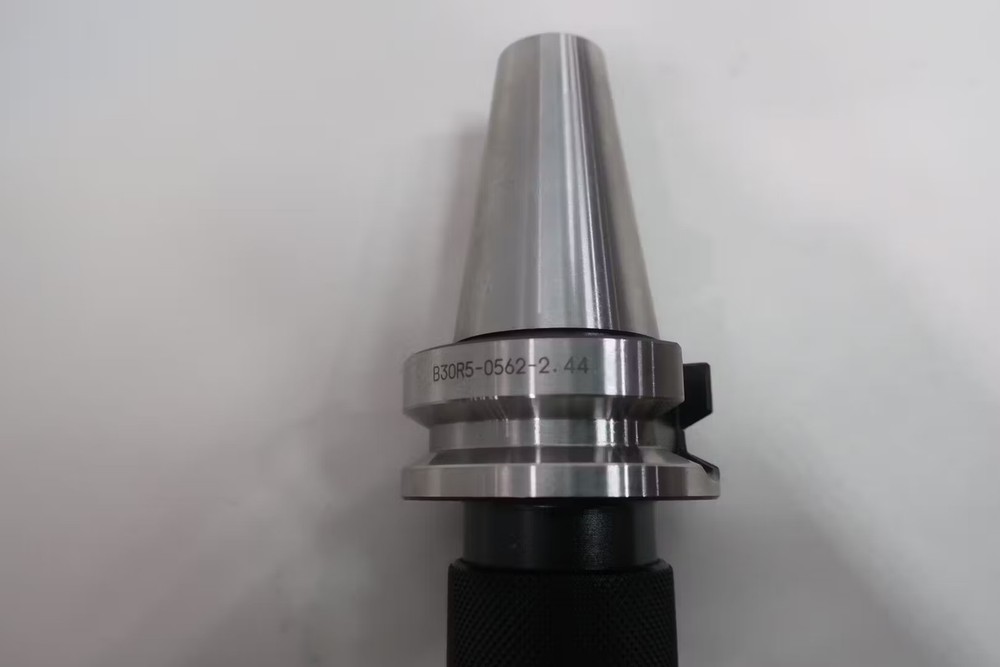 Lyndex B30R5-0562-2.44 Tool Holder
