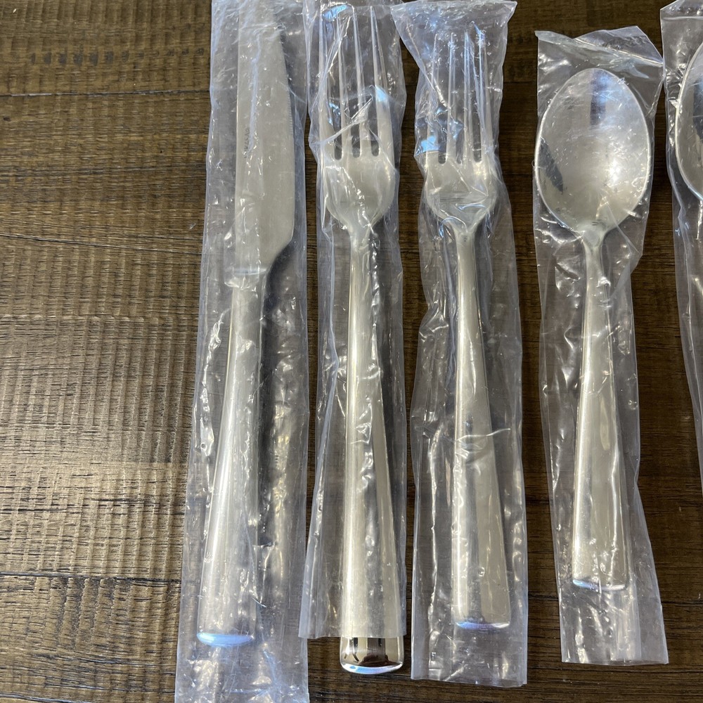 5 pc place setting Mikasa Hospitality STRAND glossy stainless flatware