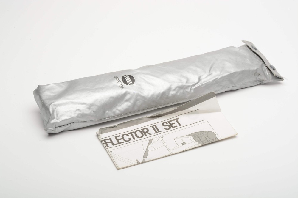 Minolta Bounce Reflector III Set Flash Accessory in pouch