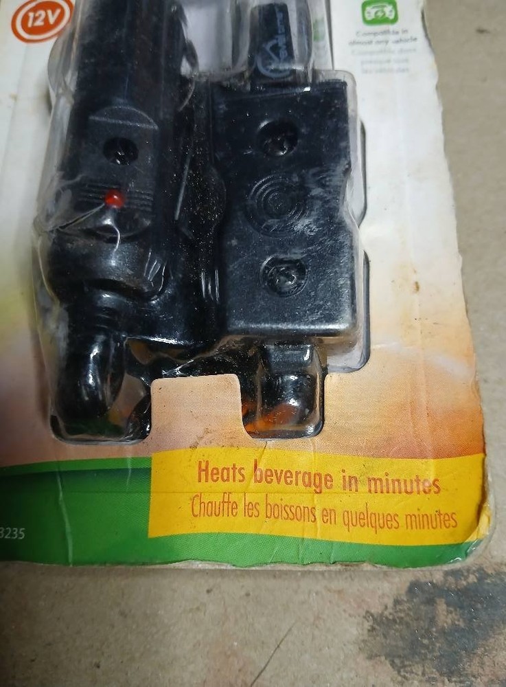 12 volt Beverage Heater. Keepm your coffee hot