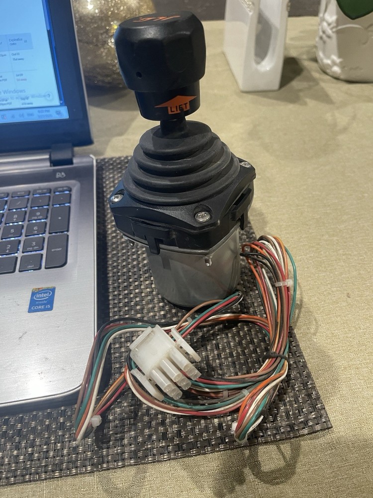 JLG 1001178139,JOYSTICK CONTROLLER.