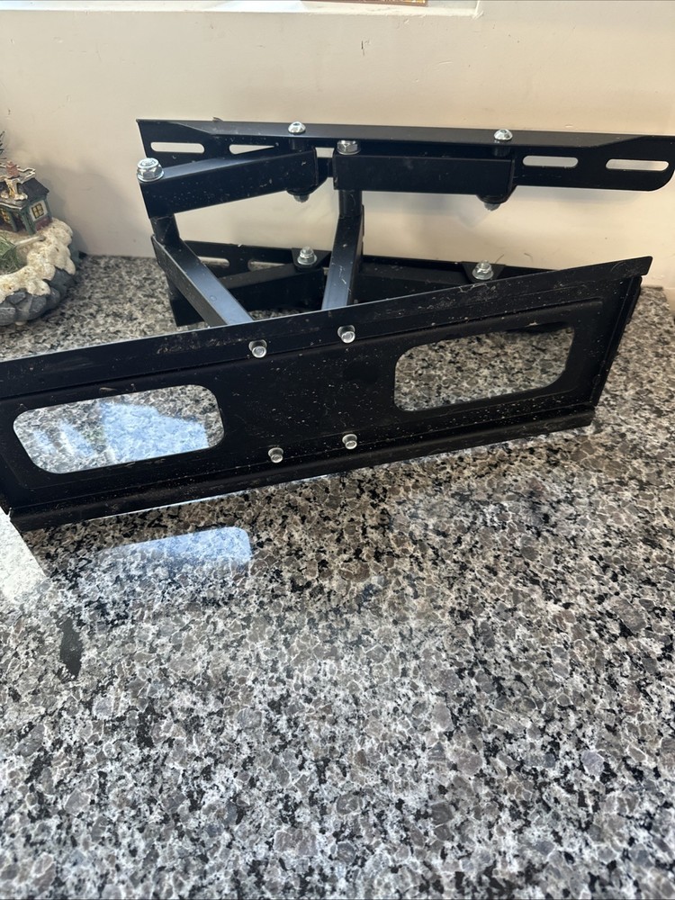 Tv Mount That Screws Into Wall