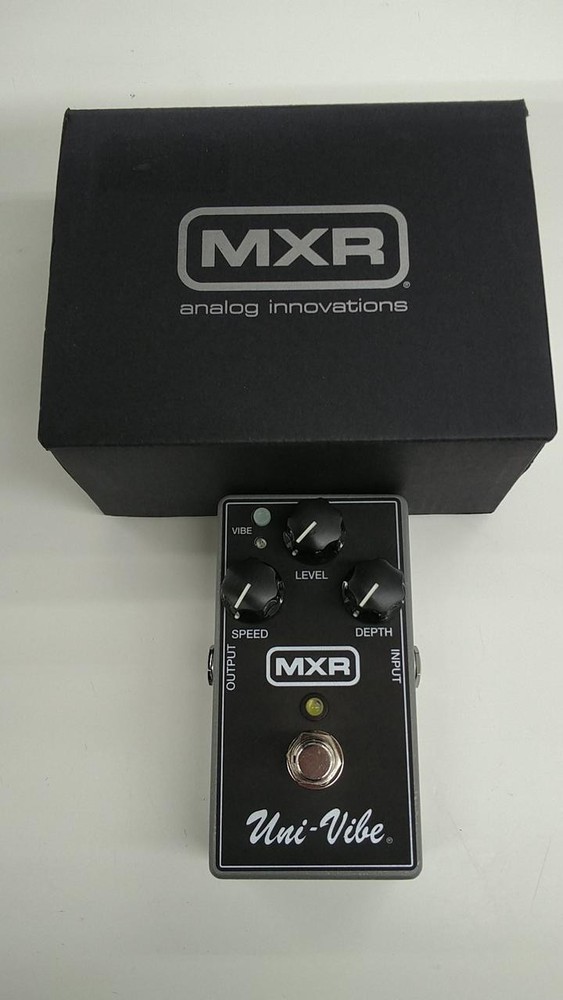 Mxr M68 Uni-Vibe Effector