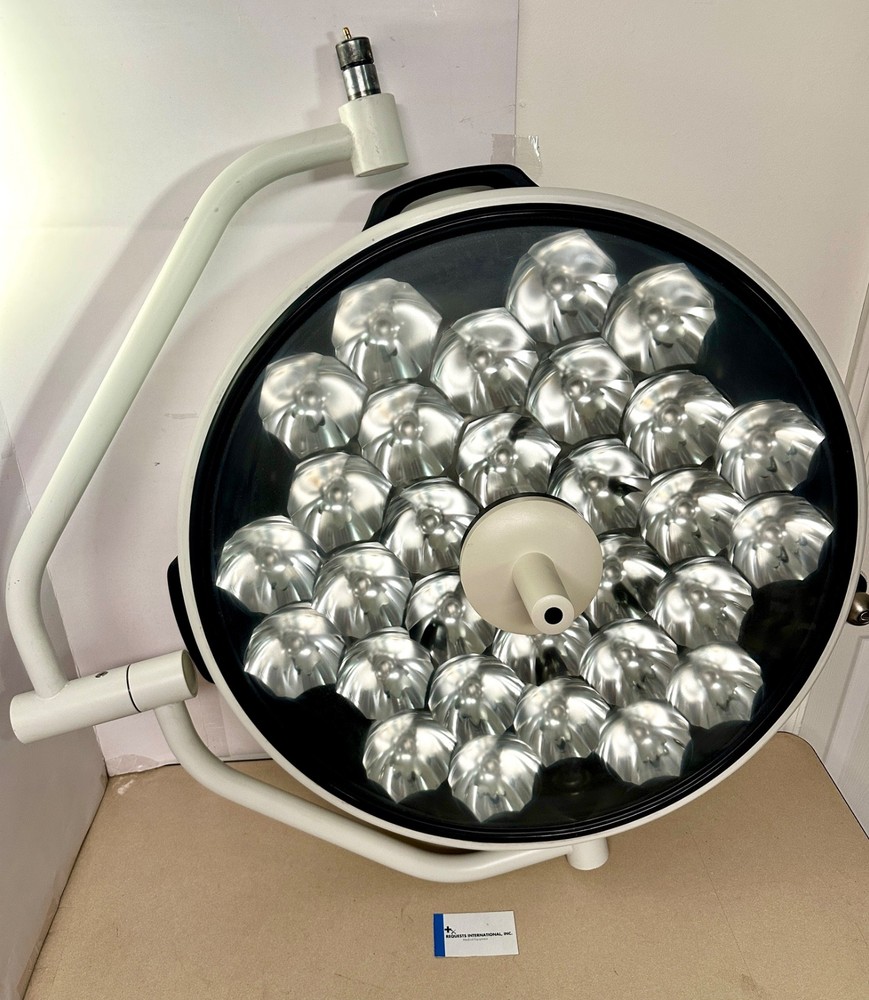 Stryker Visum LED II Surgical Light