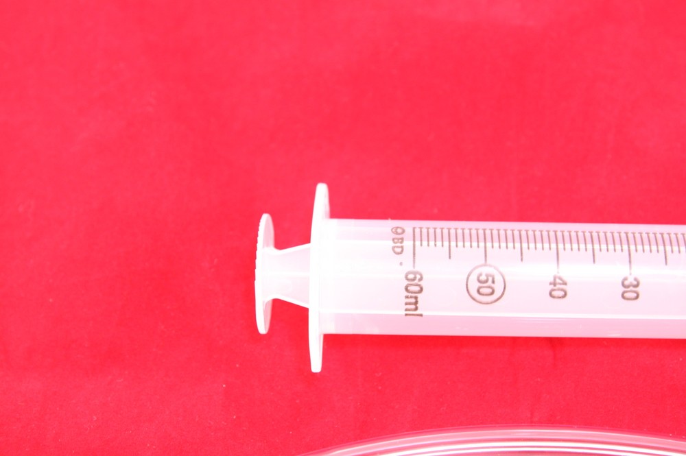 FJC 2731 Syringe Oil Injector 2oz