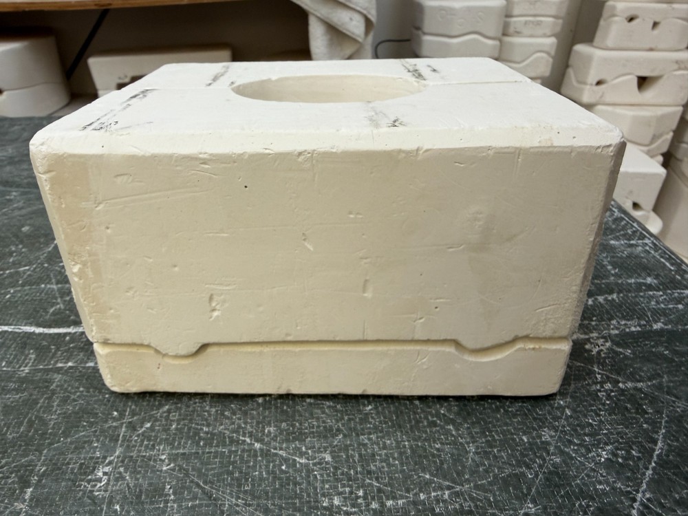 VINTAGE GARRARD CERAMIC MOLD #363 SOAP DISH