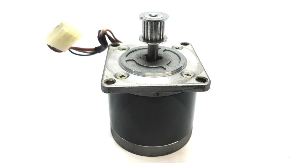 Sanyo Denki Stepping Motor 103-770-1647 USED