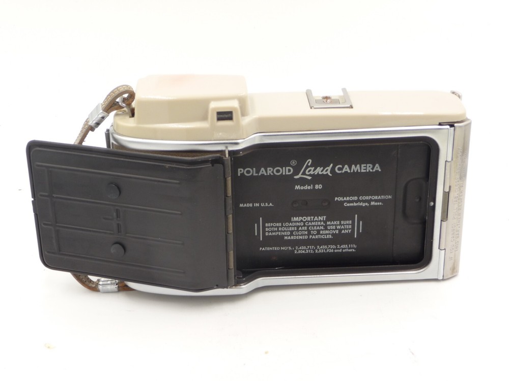 Polaroid Highlander Land Camera Model 80A with flash, light meter and case