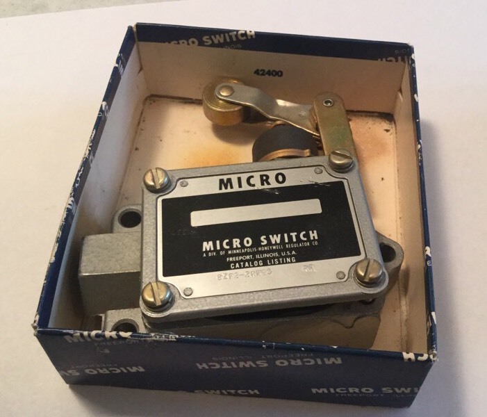 MICROSWITCH BZF2-2RN25-RH