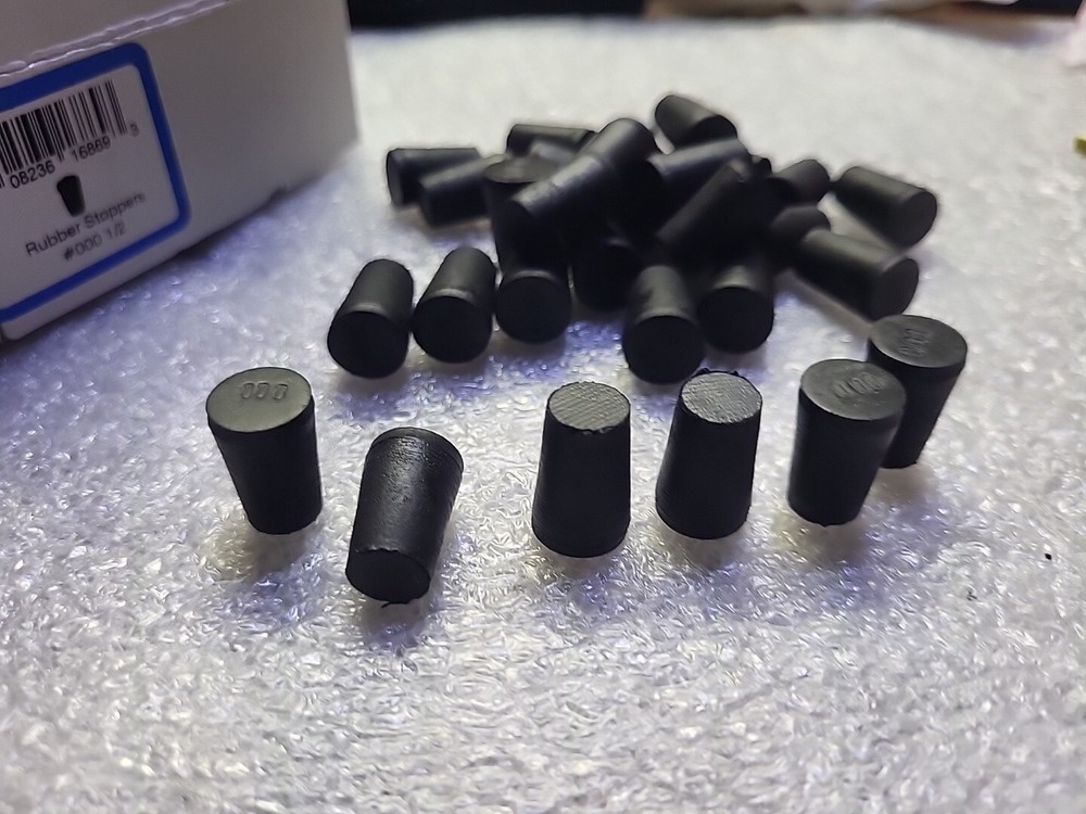 30 Pieces (Same Size) Very Small Solid Rubber Stoppers - Size # 000 1/2