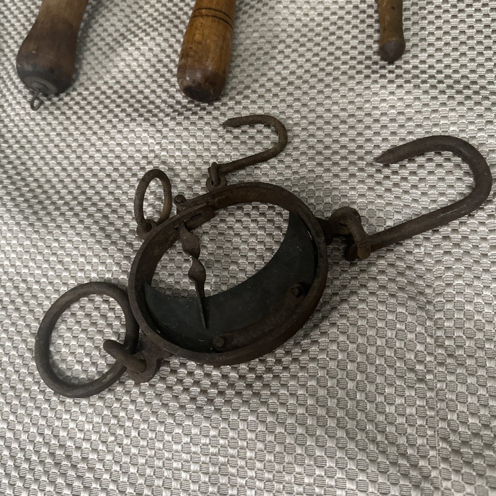 Primitive & Antique Kitchen Utensils & Gadgets